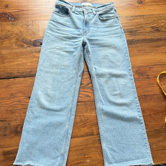 Abercrombie & Fitch Denim - Abercrombie & Fitch Light Wash High-Rise Straight Jeans